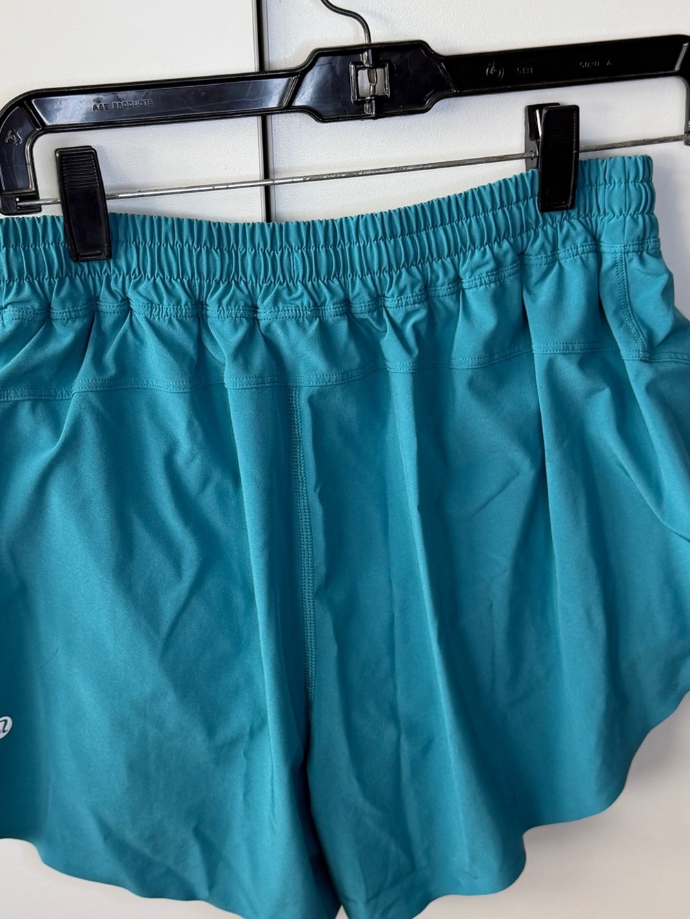 lululemon athletica Teal Elastic-Waist high rise 4”Athletic Shorts size small